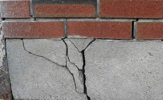 Concrete foundation with serious structural damage in Fort Worth, TX